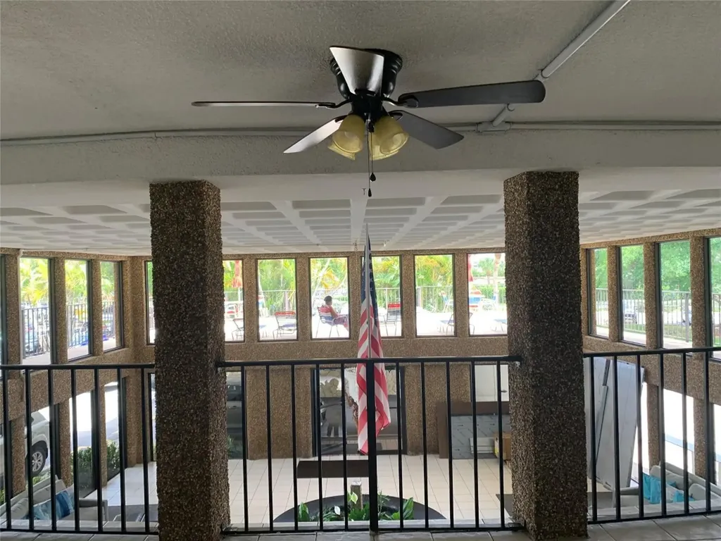 9355 SW 8th Street Boca Raton FL 33428