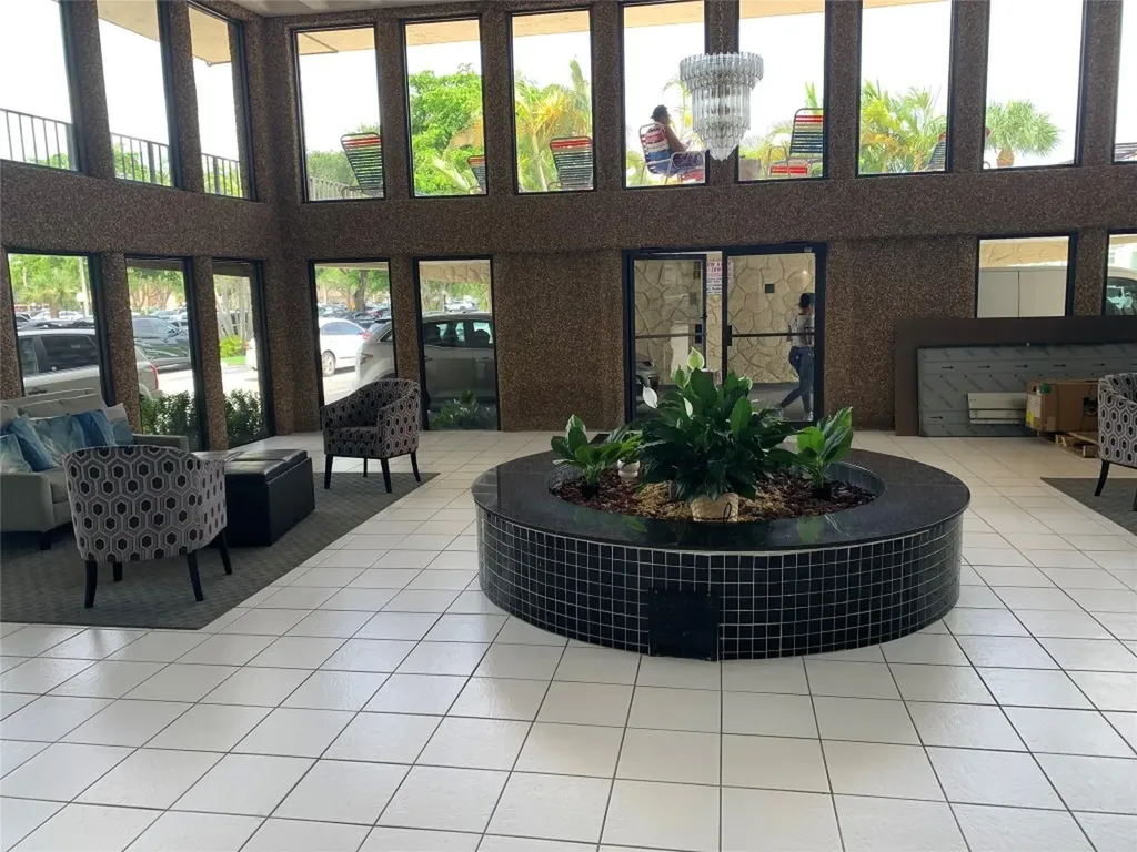 9355 SW 8th Street Boca Raton FL 33428