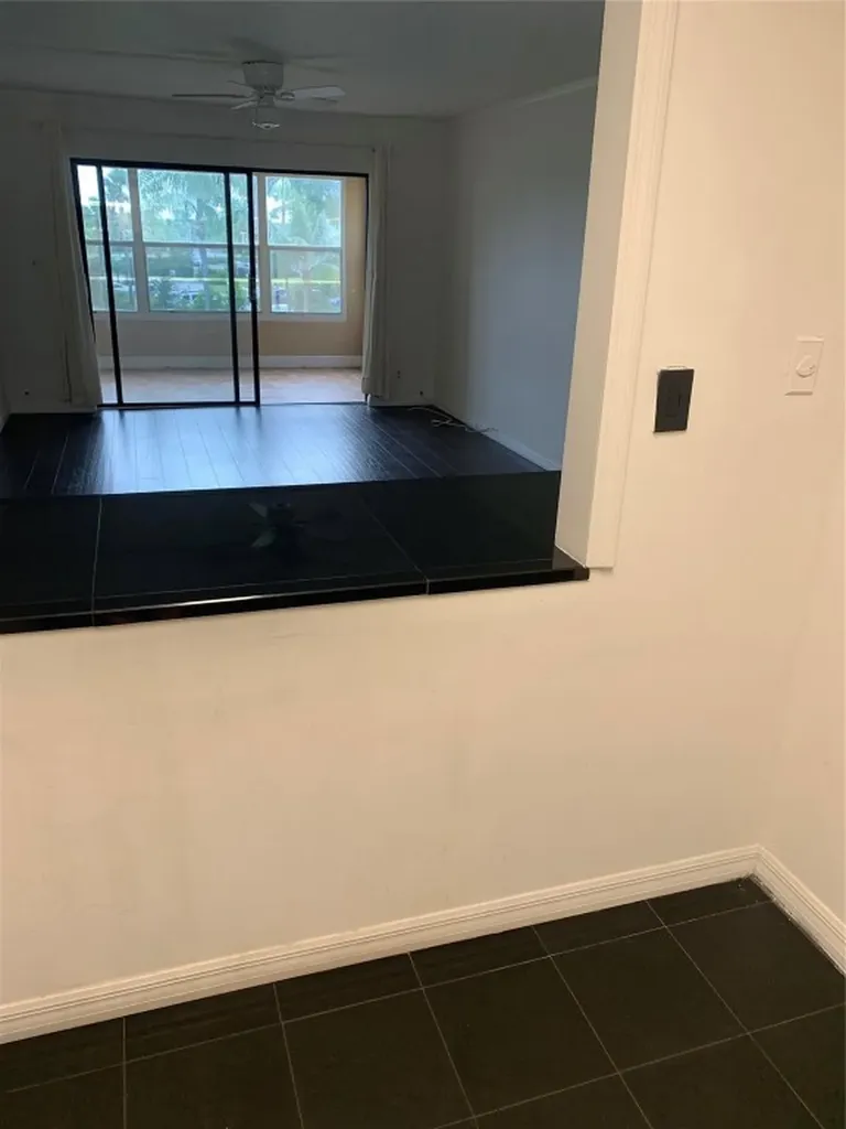 9355 SW 8th Street Boca Raton FL 33428