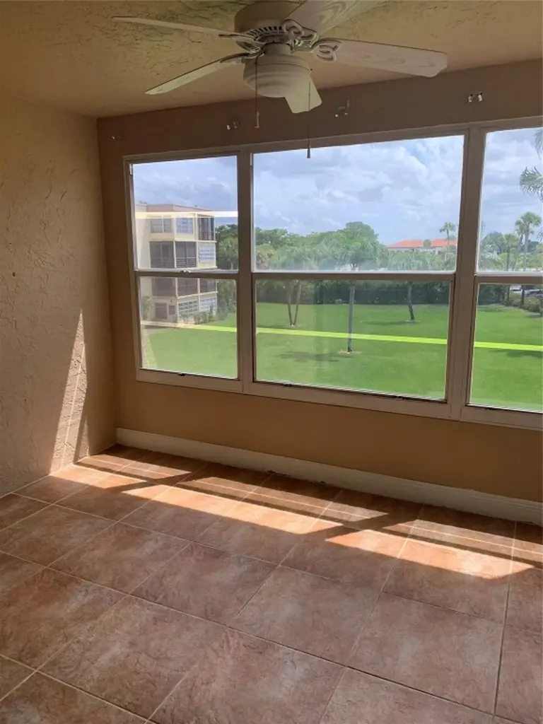 9355 SW 8th Street Boca Raton FL 33428