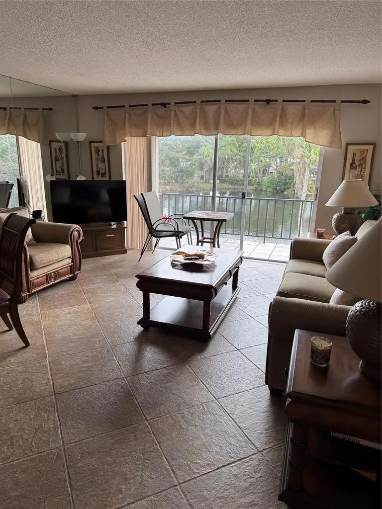 9000 Jacaranda Lane Plantation FL 33324
