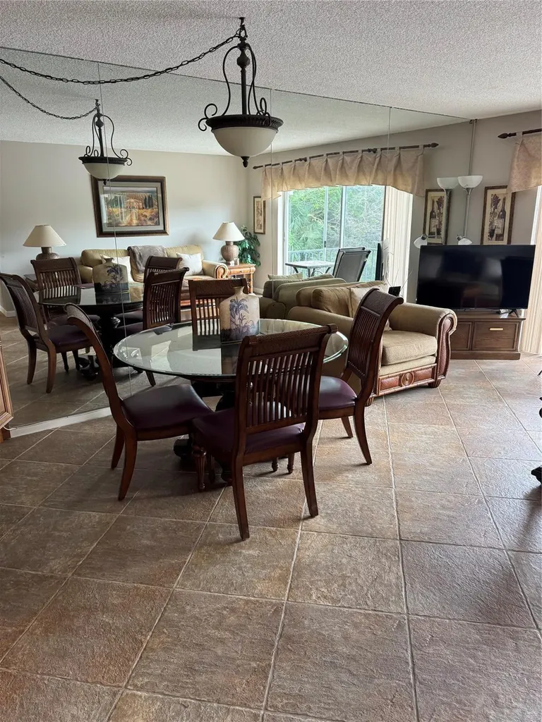 9000 Jacaranda Lane Plantation FL 33324