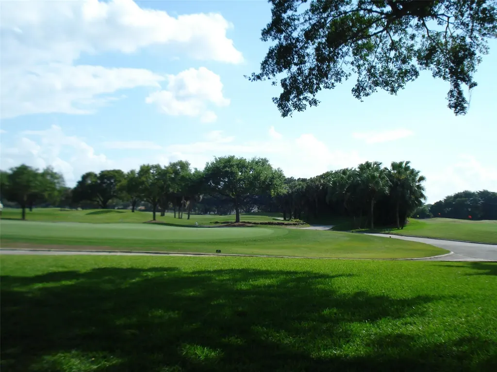 9000 Jacaranda Lane Plantation FL 33324