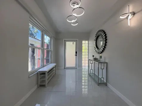 1042 Tyler Street Hollywood FL 33019