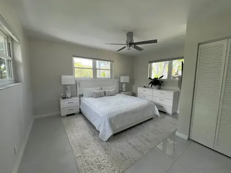 1042 Tyler Street Hollywood FL 33019