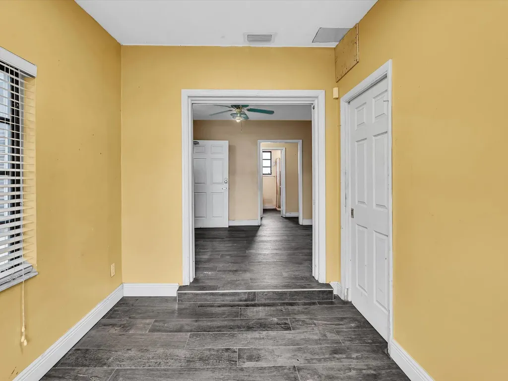 4901 SW 51st Street Davie FL 33314