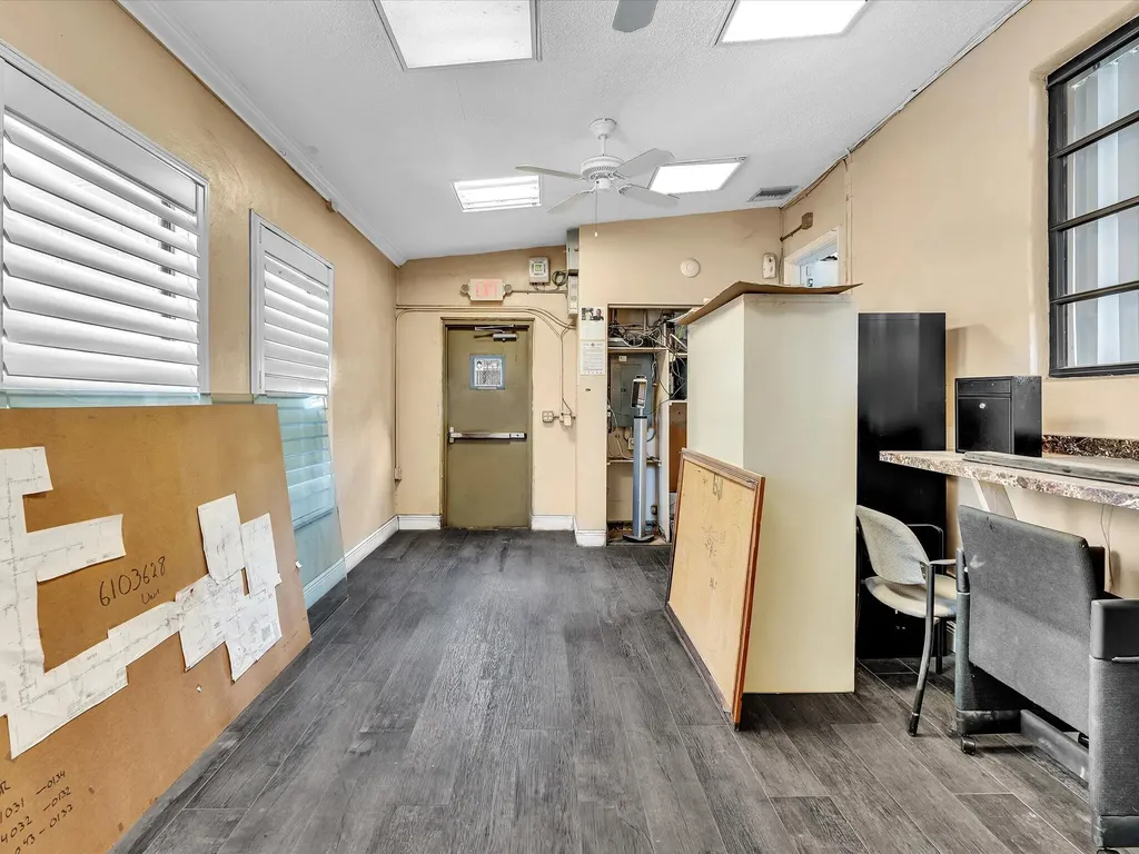 4901 SW 51st Street Davie FL 33314