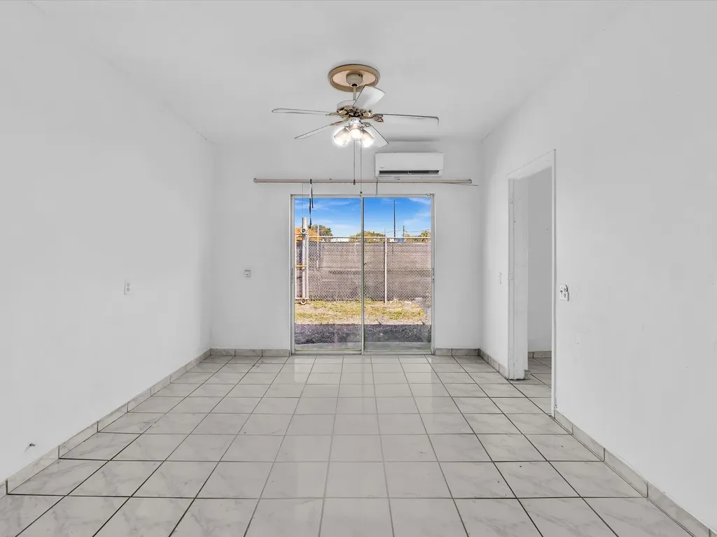 4901 SW 51st Street Davie FL 33314