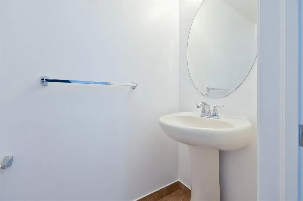 122 SW 7th Court Pompano Beach FL 33060