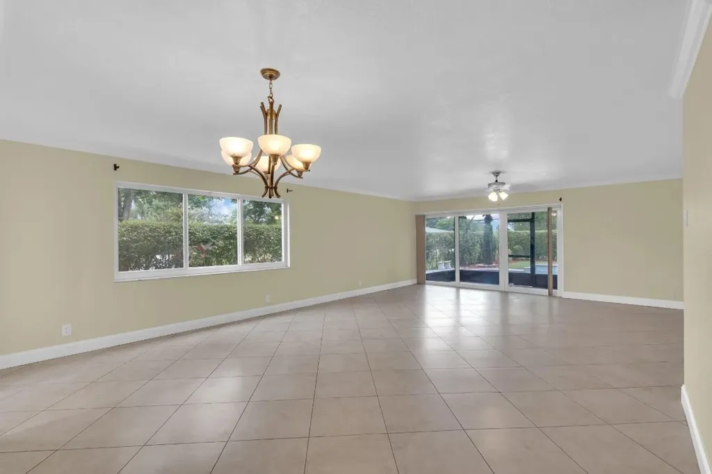 3981 NW 81st Terrace Coral Springs FL 33065