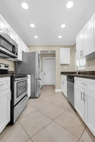 3981 NW 81st Terrace Coral Springs FL 33065