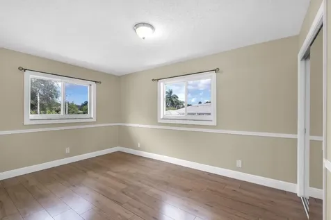 3981 NW 81st Terrace Coral Springs FL 33065