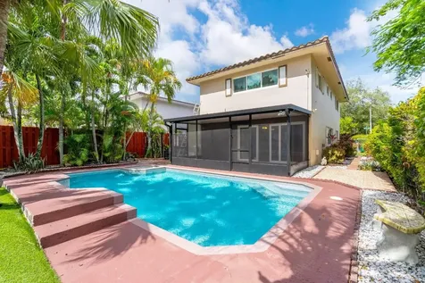 3981 NW 81st Terrace Coral Springs FL 33065