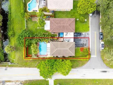 3981 NW 81st Terrace Coral Springs FL 33065