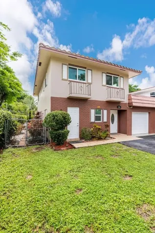 3981 NW 81st Terrace Coral Springs FL 33065