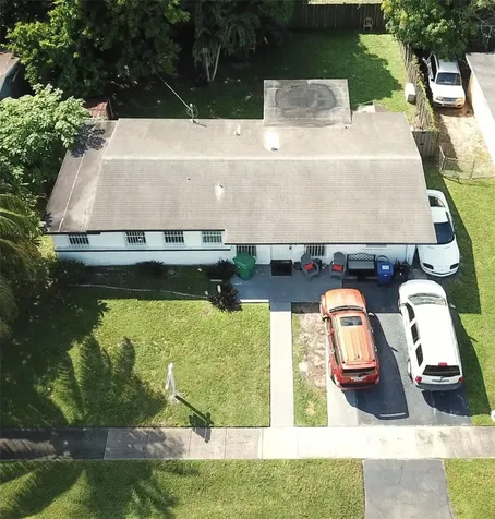 4810 NW 11th Place Lauderhill FL 33313