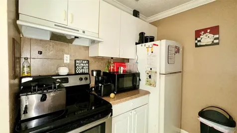 4810 NW 11th Place Lauderhill FL 33313