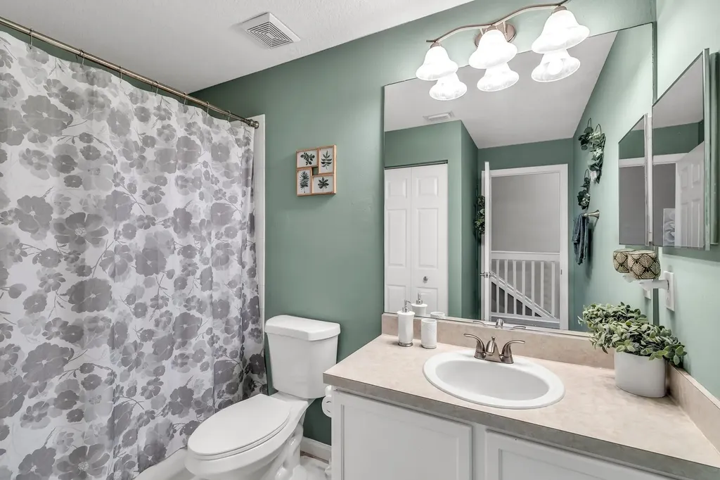 9723 Lago Drive Boynton Beach FL 33472