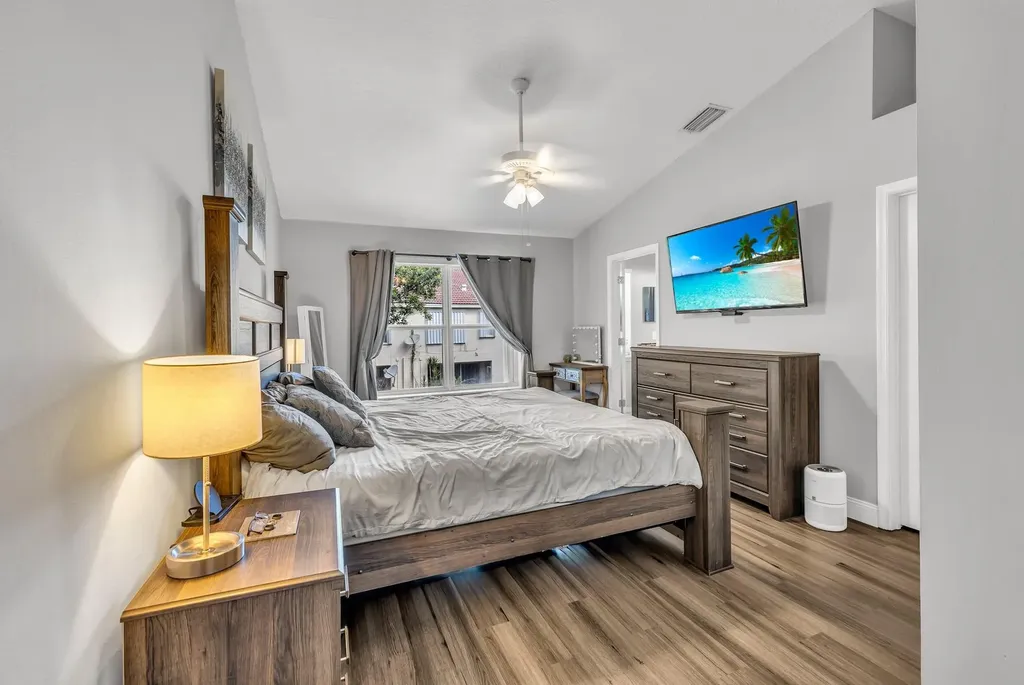 9723 Lago Drive Boynton Beach FL 33472