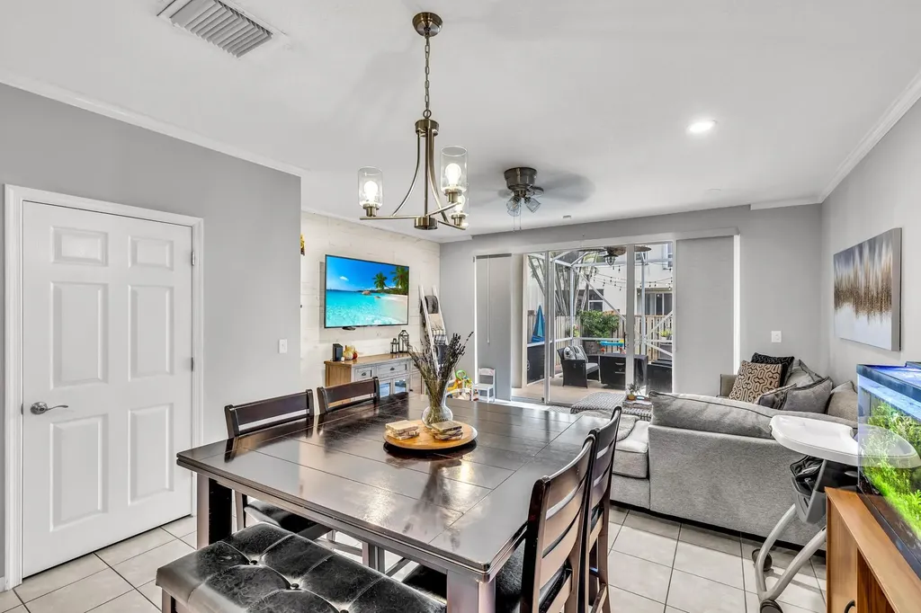 9723 Lago Drive Boynton Beach FL 33472