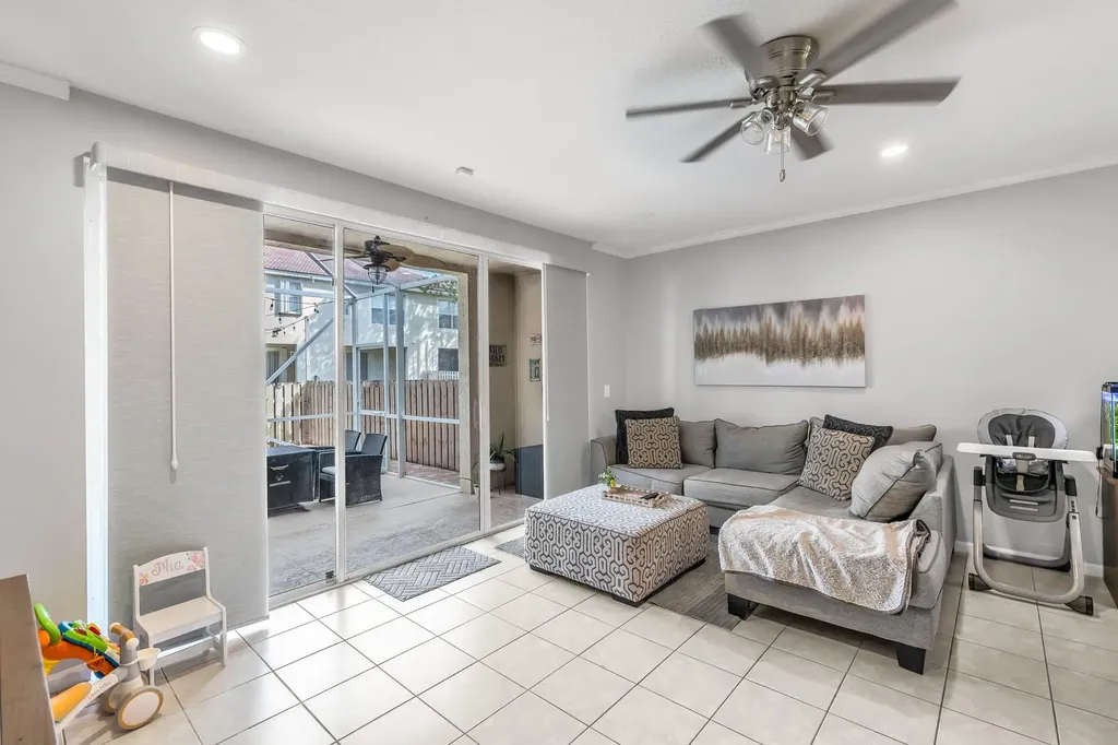 9723 Lago Drive Boynton Beach FL 33472