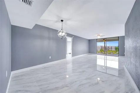 1100 Saint Charles Place Pembroke Pines FL 33026