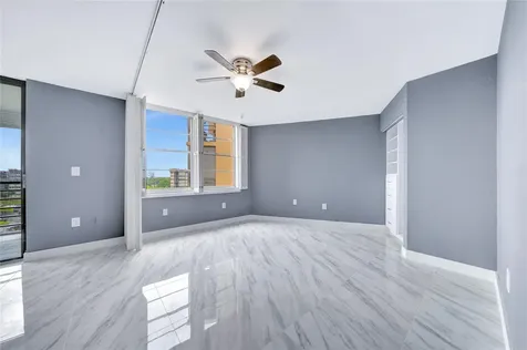 1100 Saint Charles Place Pembroke Pines FL 33026
