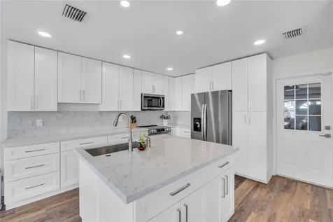 10843 NW 12th Court Plantation FL 33322