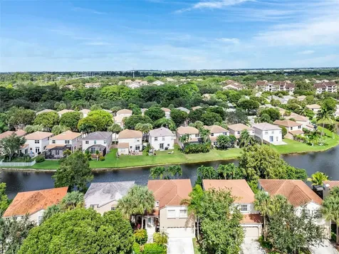 10843 NW 12th Court Plantation FL 33322