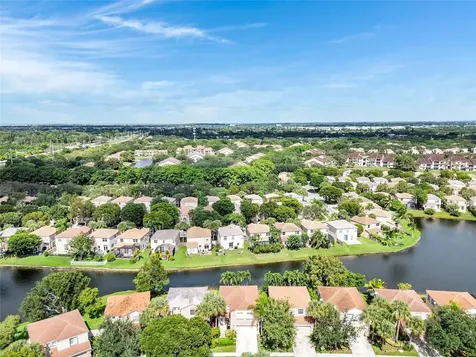 10843 NW 12th Court Plantation FL 33322