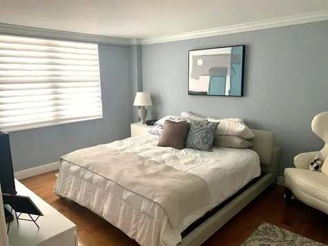 1 Las Olas Circle Fort Lauderdale FL 33316