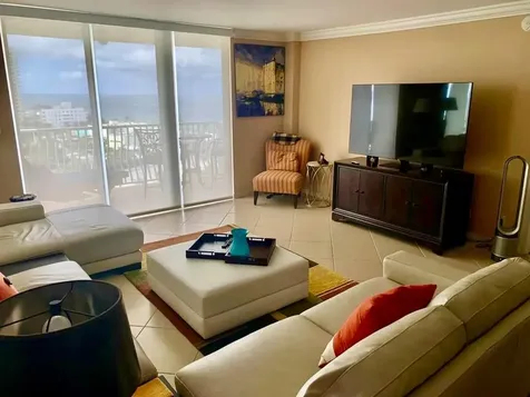 1 Las Olas Circle Fort Lauderdale FL 33316