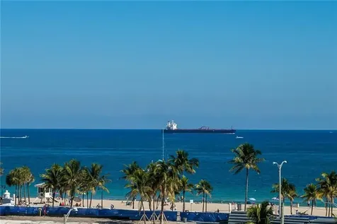 1 Las Olas Circle Fort Lauderdale FL 33316
