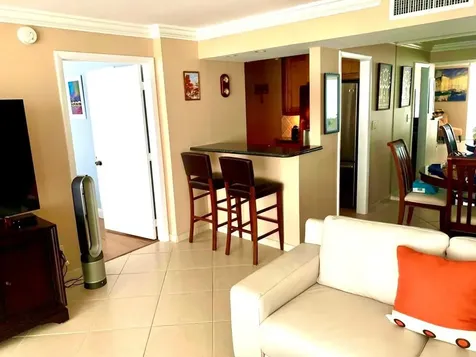 1 Las Olas Circle Fort Lauderdale FL 33316