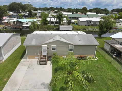 1081 6th Street Okeechobee FL 34974