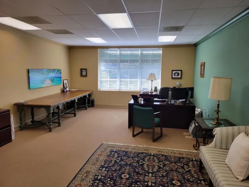 2745 E Oakland Park Boulevard Fort Lauderdale FL 33306