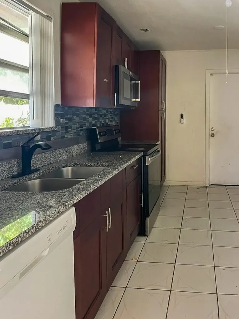 2421 NW 63rd Avenue Sunrise FL 33313