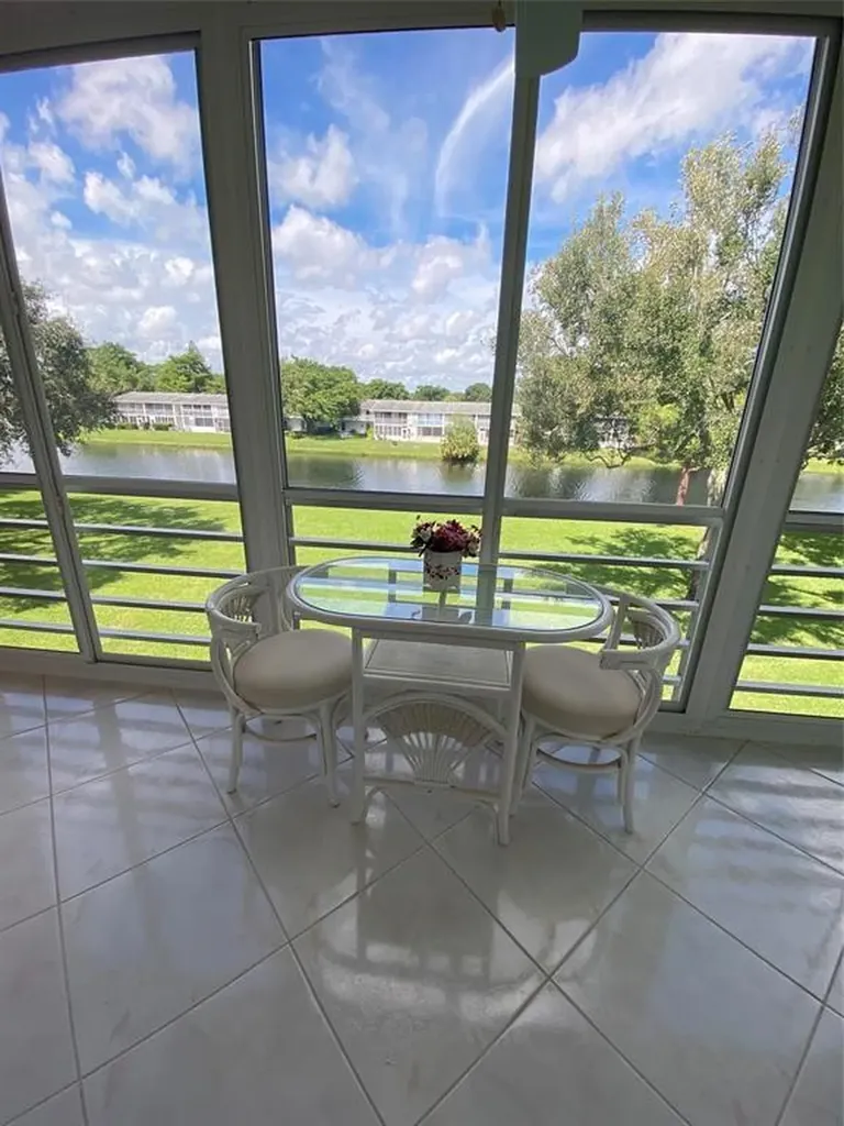 3012 Westbury F Deerfield Beach FL 33442