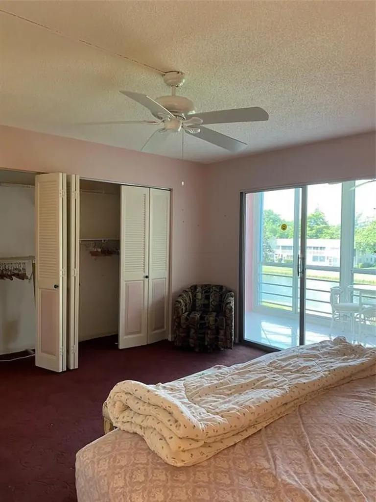 3012 Westbury F Deerfield Beach FL 33442
