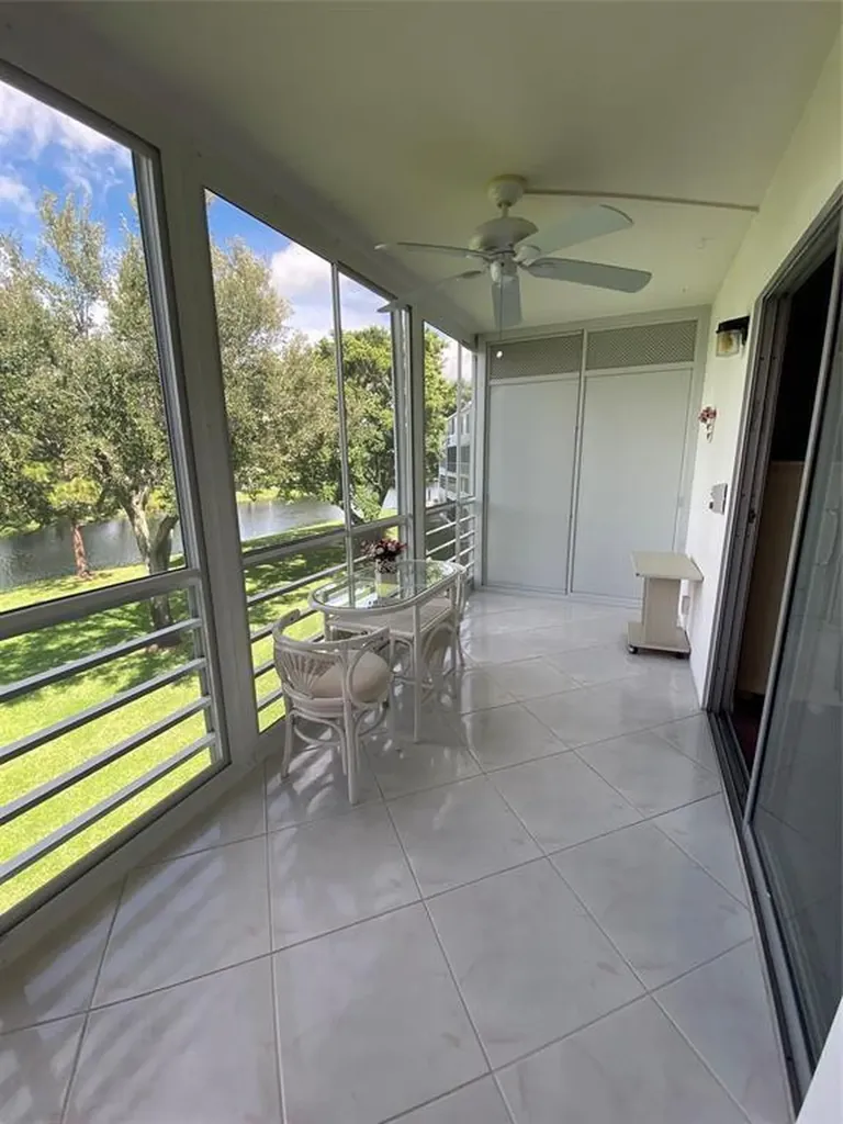 3012 Westbury F Deerfield Beach FL 33442