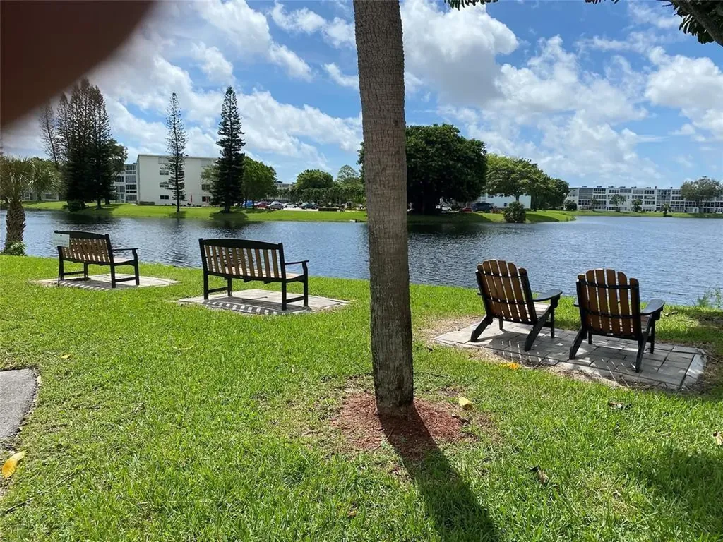 3012 Westbury F Deerfield Beach FL 33442