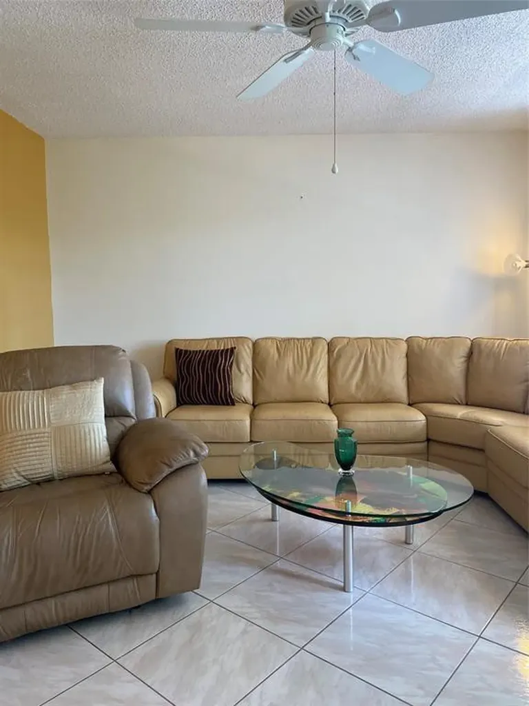 3012 Westbury F Deerfield Beach FL 33442