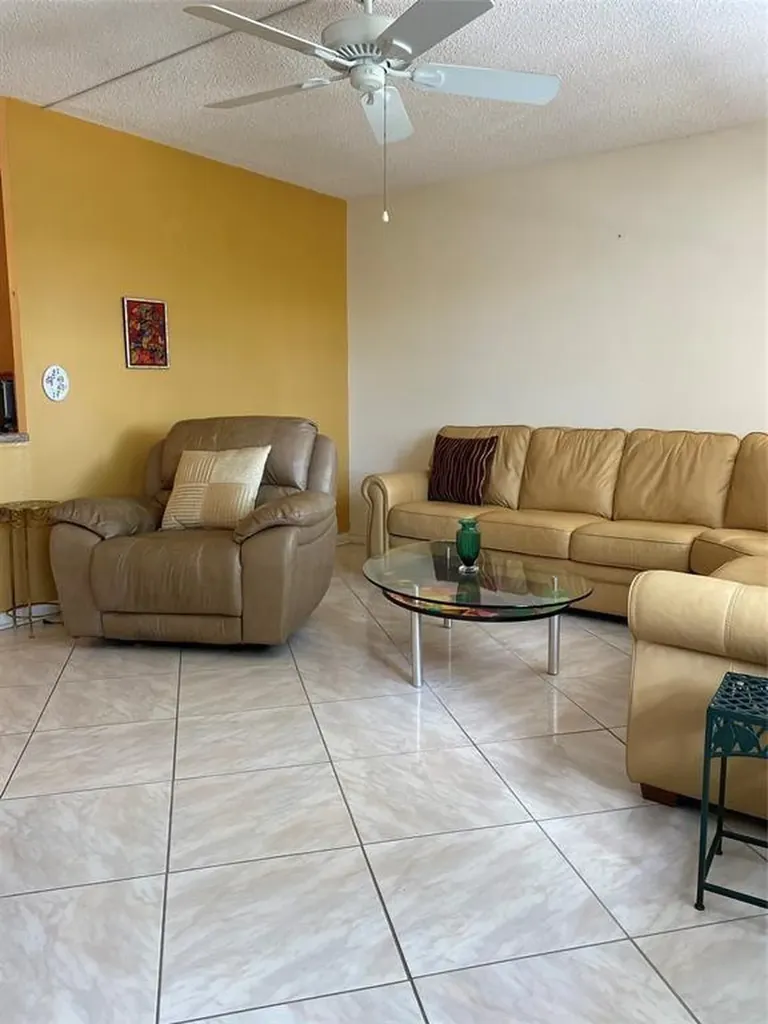 3012 Westbury F Deerfield Beach FL 33442