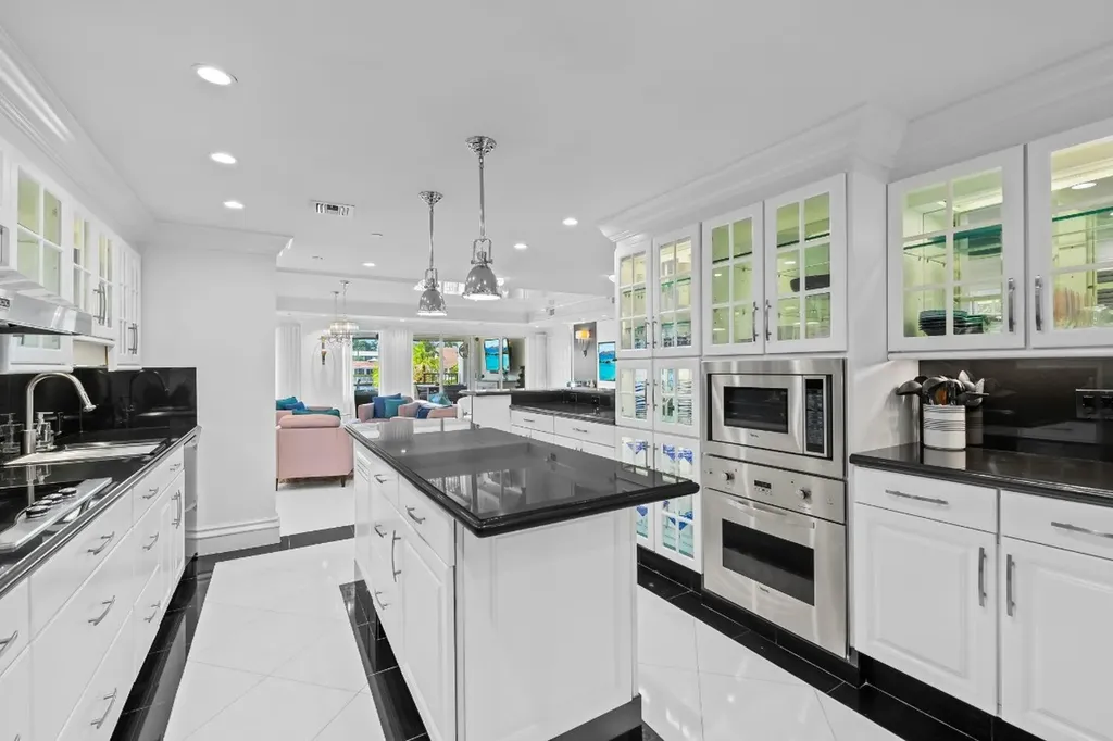 615 Bayshore Drive Fort Lauderdale FL 33304