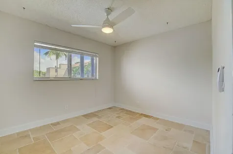 7940 NW 50th Street Lauderhill FL 33351