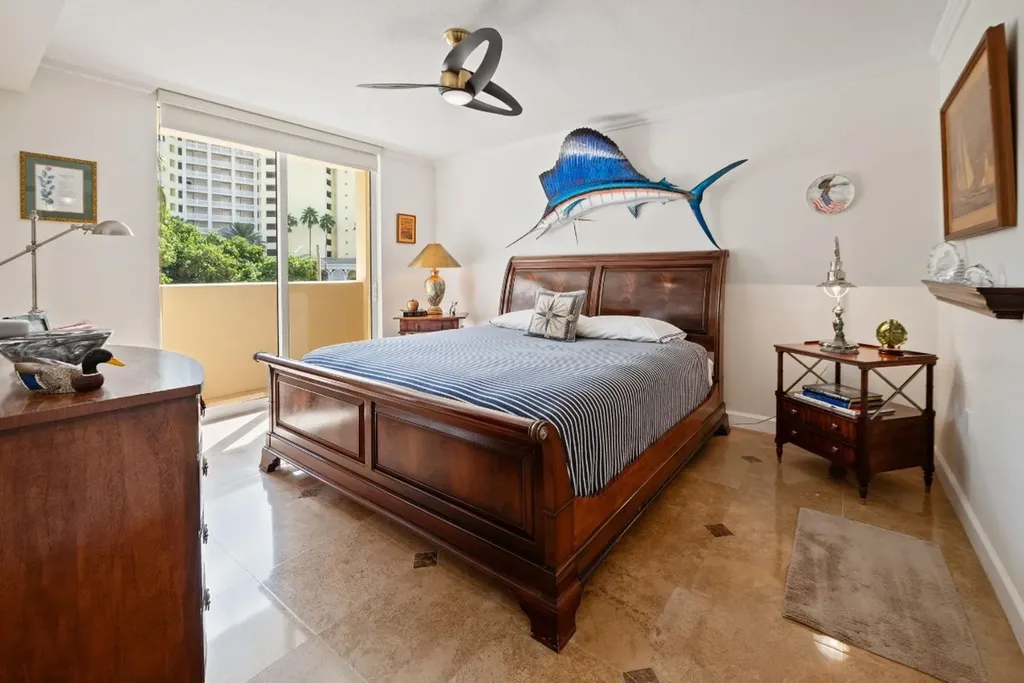 2011 N Ocean Boulevard Fort Lauderdale FL 33305