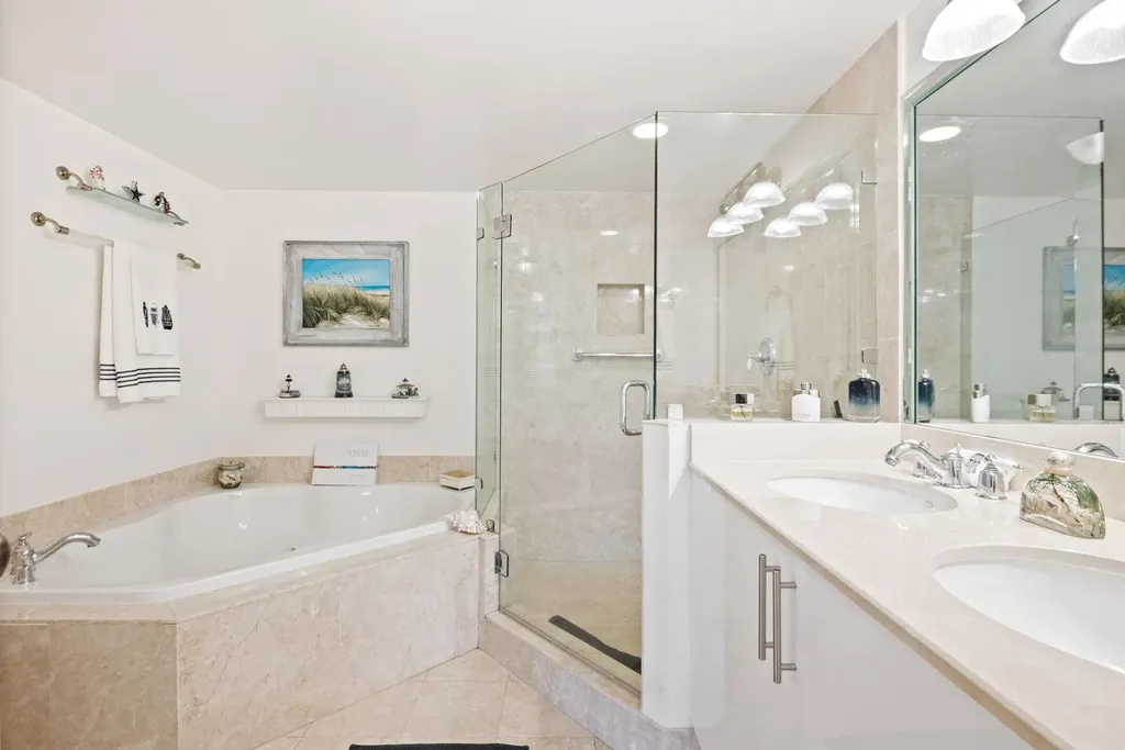 2011 N Ocean Boulevard Fort Lauderdale FL 33305