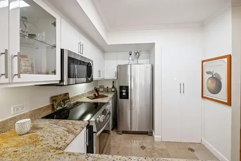 2011 N Ocean Boulevard Fort Lauderdale FL 33305