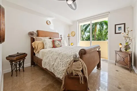 2011 N Ocean Boulevard Fort Lauderdale FL 33305
