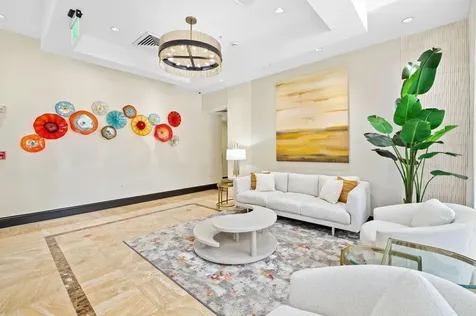 2011 N Ocean Boulevard Fort Lauderdale FL 33305